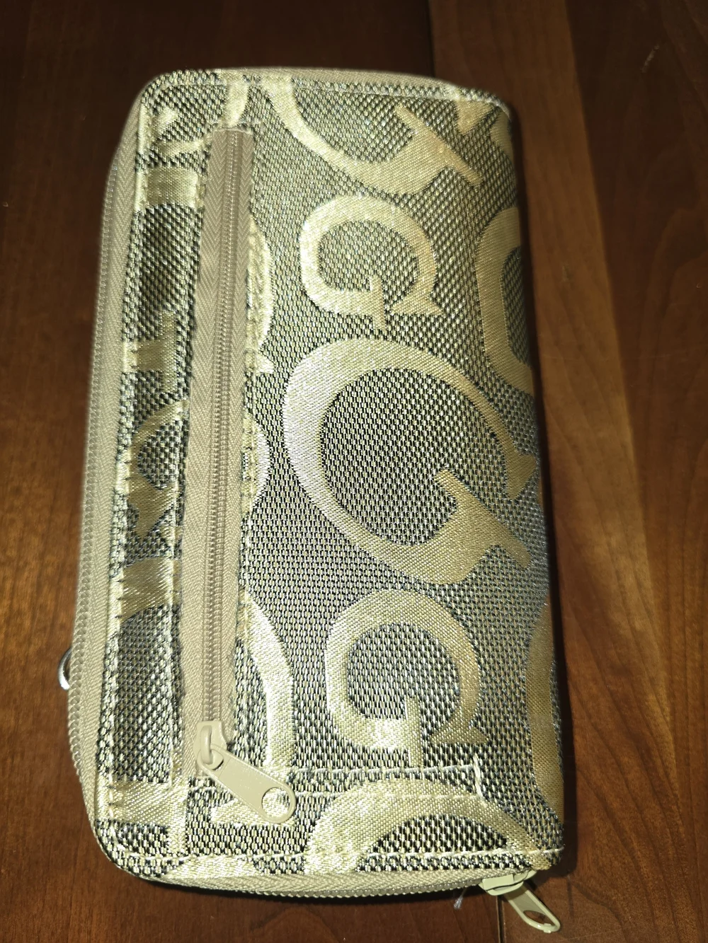 JC Fashion Gold Logo Zip-Around Women's Wallet / Crossbody, New with Tags!